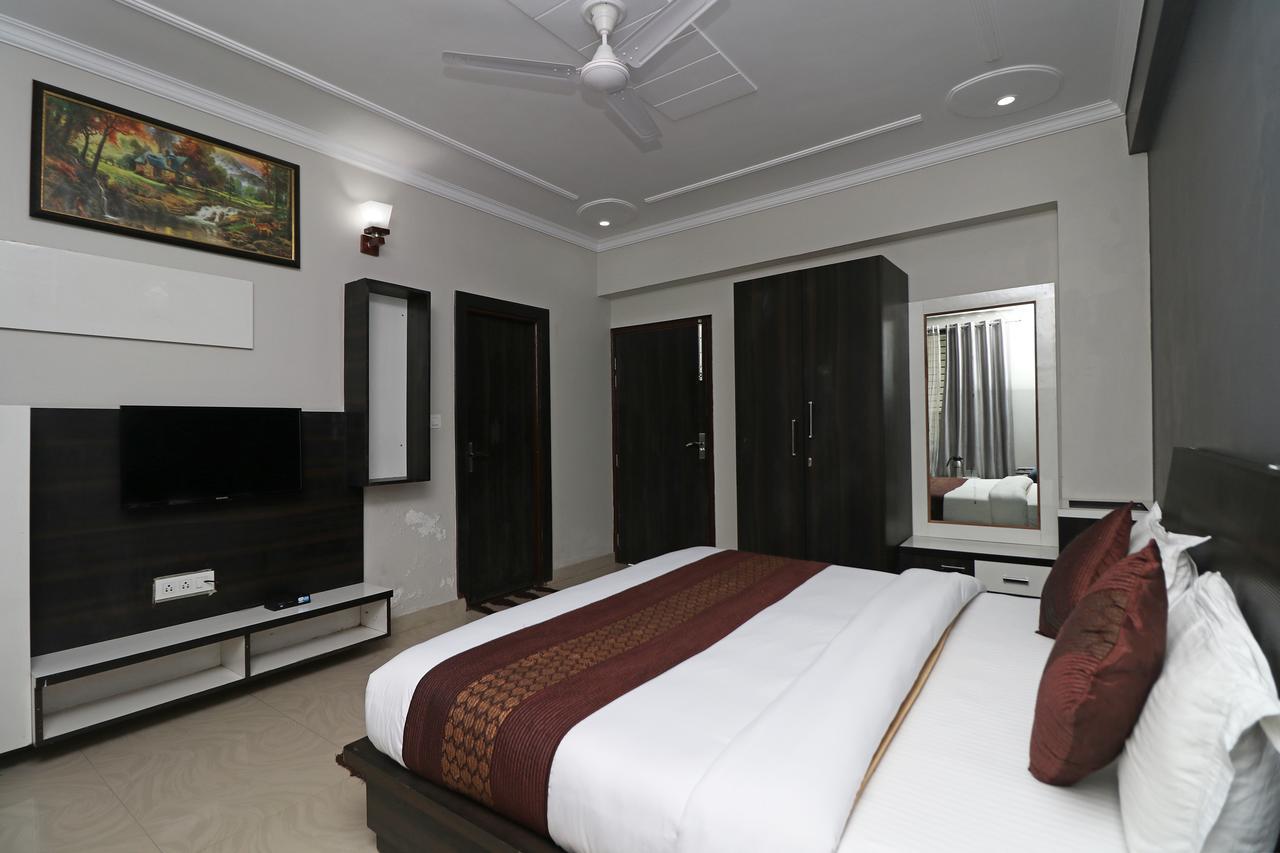 ホテルOyo 11877 Royal Residency New Tehri エクステリア 写真