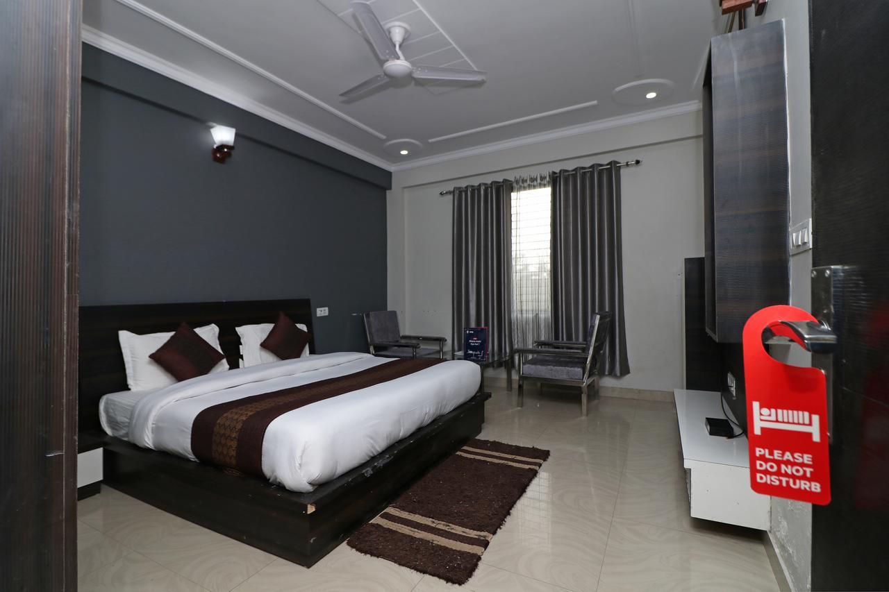 ホテルOyo 11877 Royal Residency New Tehri エクステリア 写真