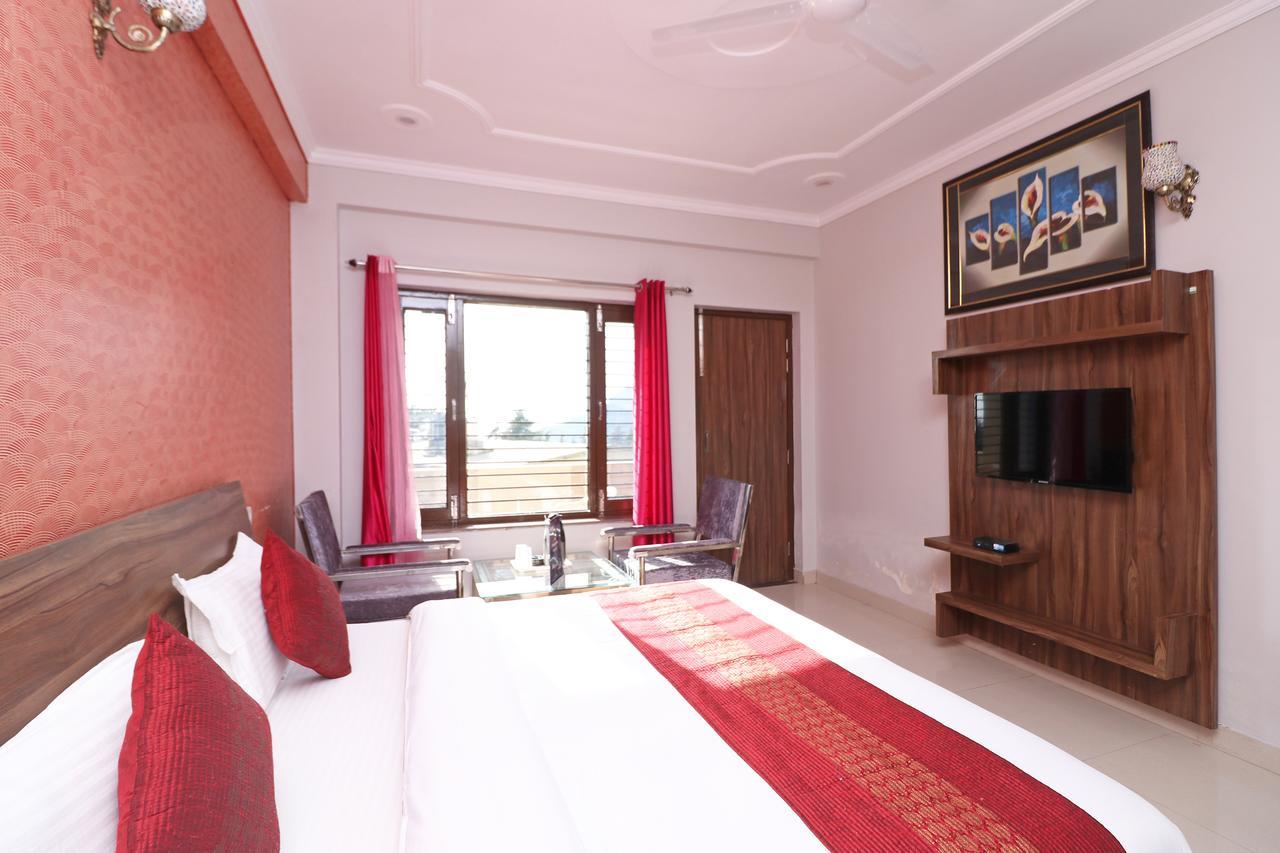 ホテルOyo 11877 Royal Residency New Tehri エクステリア 写真